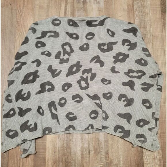 WOODEN SHIPS Size S/M Oversize 12% Wool Sweater Cheetah Print Gray Paola Buendia - Picture 3 of 6